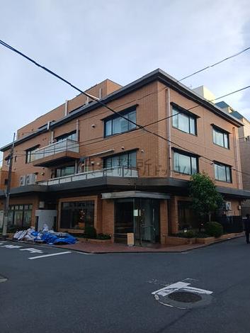 TRUST VALUE 千駄ヶ谷の外観写真