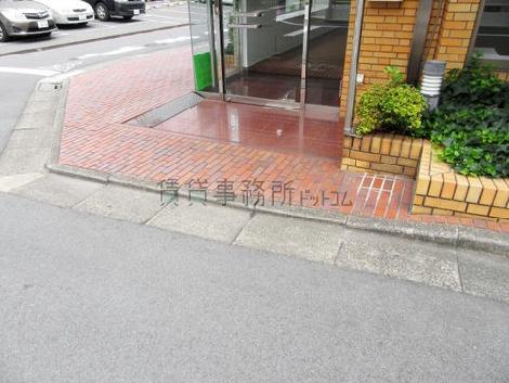 正面玄関