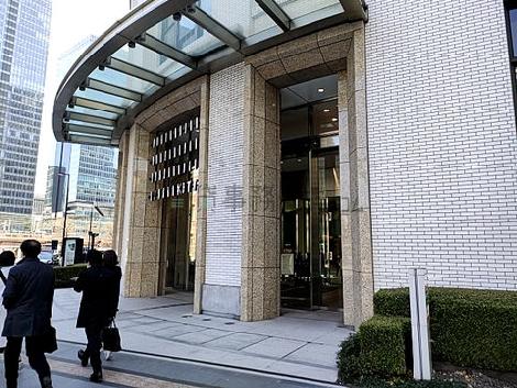 正面玄関