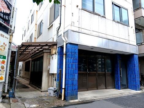正面玄関