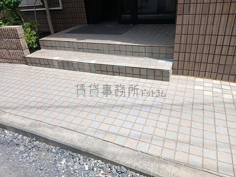 正面玄関