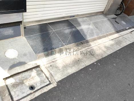 正面玄関