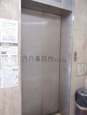 エレベーター