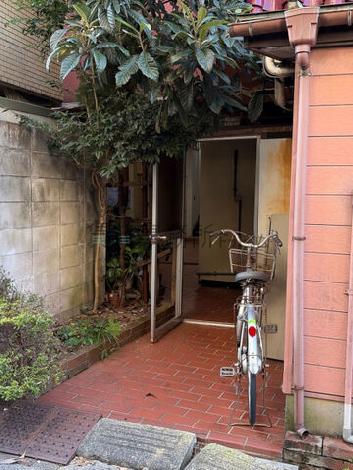 正面玄関
