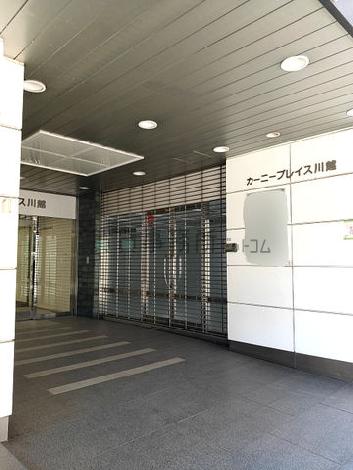 正面玄関