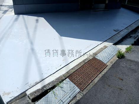正面玄関