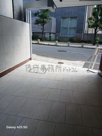 出入口付近