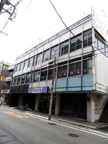 石神井ビルの外観写真