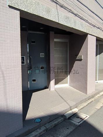 正面玄関