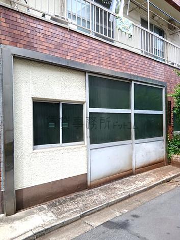正面玄関