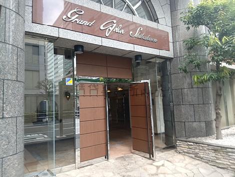 正面玄関