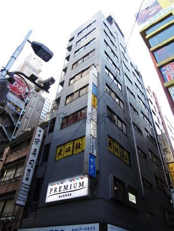 新宿野村ビルの外観写真