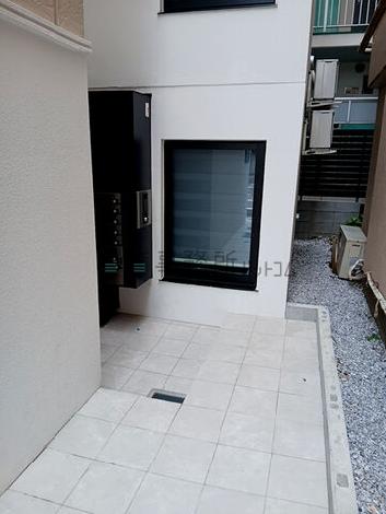 正面玄関