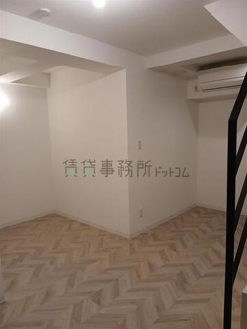 OperaGardenの室内