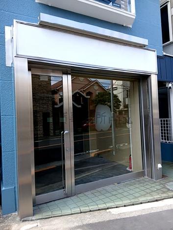 正面玄関