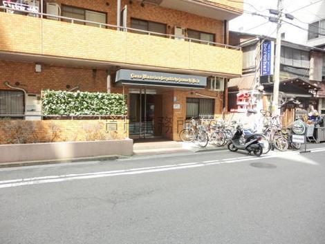 正面玄関