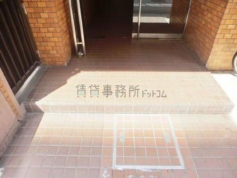 正面玄関