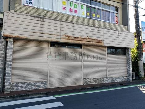 正面玄関
