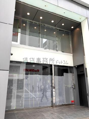 正面玄関