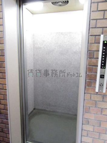 エレベーター