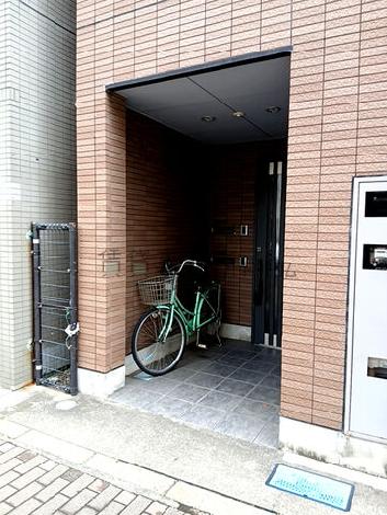 正面玄関