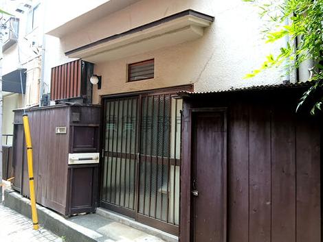 正面玄関