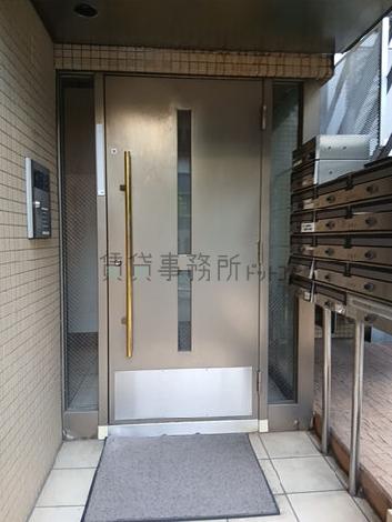 正面玄関