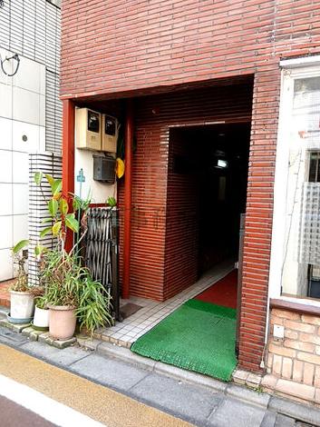 正面玄関