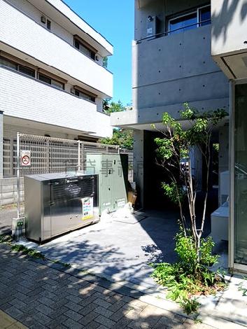 正面玄関
