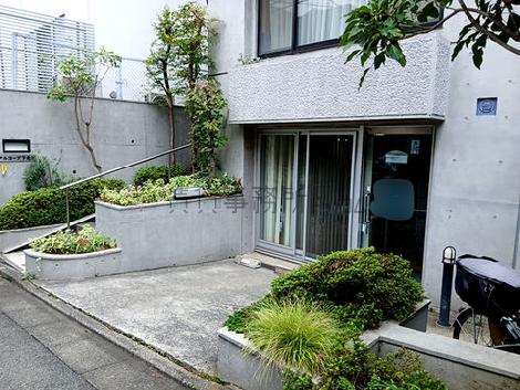 正面玄関