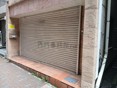 正面玄関