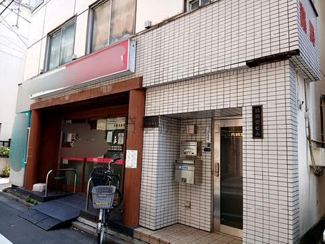 正面玄関