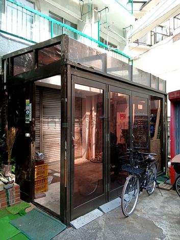 正面玄関