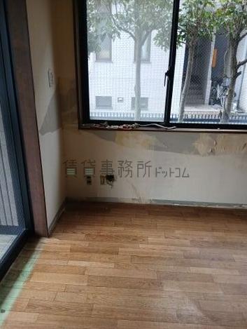 ノアパレス中央の室内