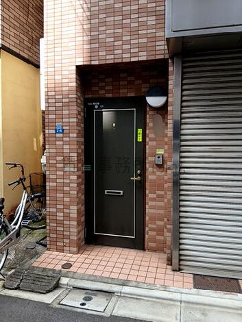正面玄関