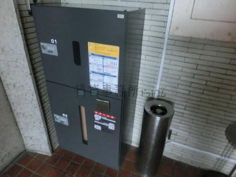 宅配BOXです