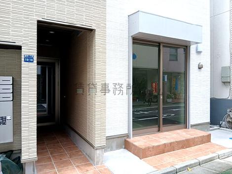 正面玄関