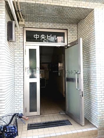 正面玄関