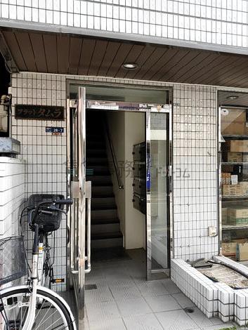 正面玄関