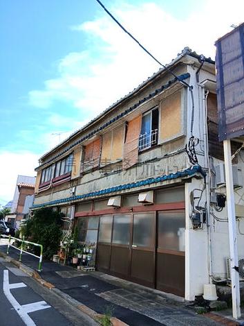 小林倉庫の外観写真