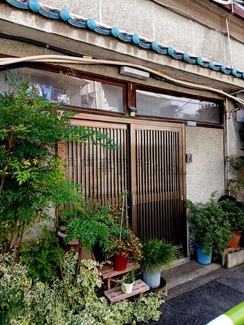正面玄関