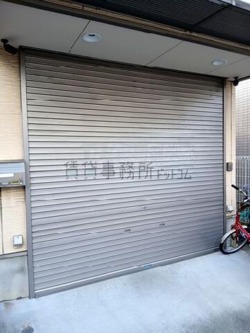 正面玄関