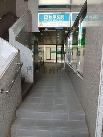 正面玄関