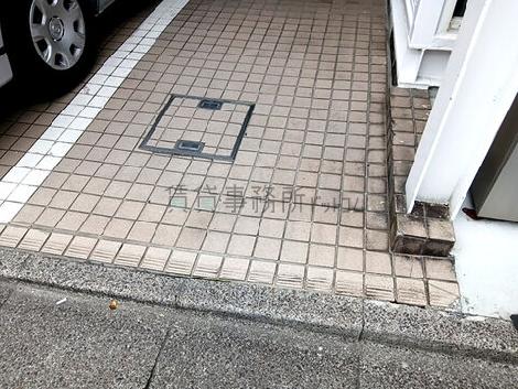 正面玄関
