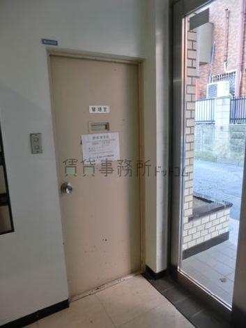 エントランスにある管理人室