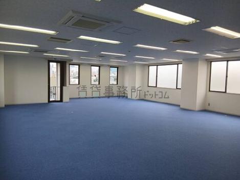 ラビアンヌビルの室内