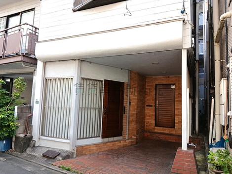 正面玄関