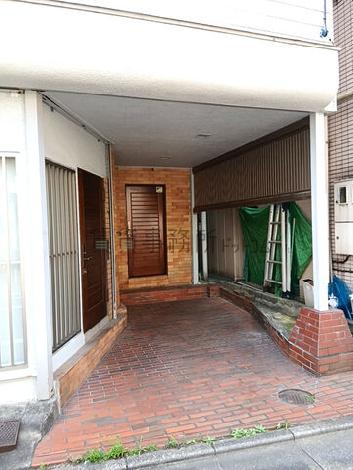 正面玄関
