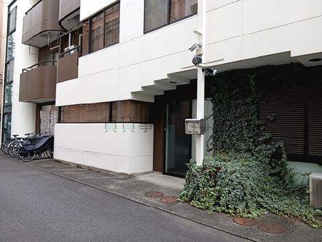 正面玄関