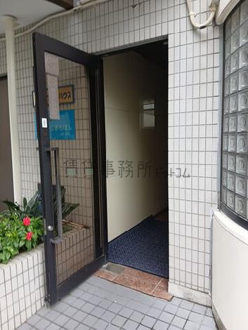 正面玄関